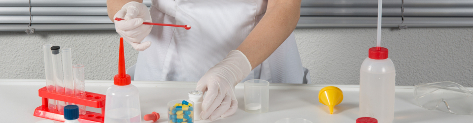 Experto en Química Inorgánica en Reacciones