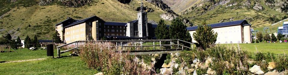 Experto en Gestión de Alojamientos Turísticos Rurales + Técnico Profesional en Dirección y Gestión de PYMES (Doble Titulación + 20 Créditos tradicionales LRU)