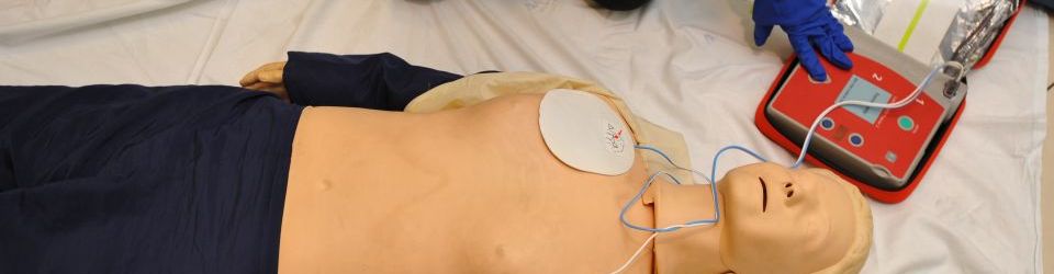 Perito Judicial en Soporte Vital Básico y Uso de Desfibriladores + Titulación Universitaria en Elaboración de Informes Periciales (Doble Titulación con 4 Créditos ECTS)