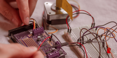 Curso Arduino: Experto en Programación de Arduinos Curso Arduino: Experto en Programación de Arduinos