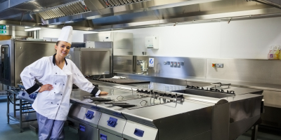 Cocinero/a Profesional en Colectividades (Hospitales-Residencias-Colegios-Comedores Colectivos) Cocinero/a Profesional en Colectividades (Hospitales-Residencias-Colegios-Comedores Colectivos)