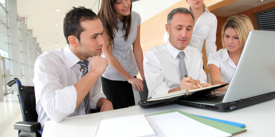 Curso Universitario de Comunicación Desde la Política y la Empresa (Curso Homologado con Titulación Universitaria + 2 ECTS) Curso Universitario de Comunicación Desde la Política y la Empresa (Curso Homologado con Titulación Universitaria + 2 ECTS)