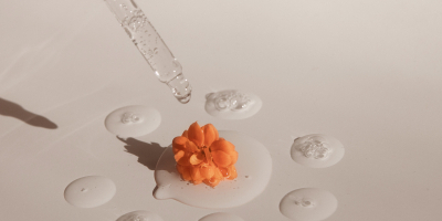 Curso Práctico en Cosmetología + Especialización en Cosmética y Dermofarmacia (Doble Titulación + 8 Créditos ECTS) Curso Práctico en Cosmetología + Especialización en Cosmética y Dermofarmacia (Doble Titulación + 8 Créditos ECTS)