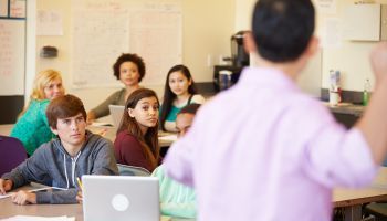 Curso de Didáctica de las Matemáticas en la Educación Secundaria Obligatoria + Titulación Universitaria de Competencias Clave en Secundaria con 4 Créditos ECTS Curso de Didáctica de las Matemáticas en la Educación Secundaria Obligatoria + Titulación Universitaria de Competencias Clave en Secundaria con 4 Créditos ECTS