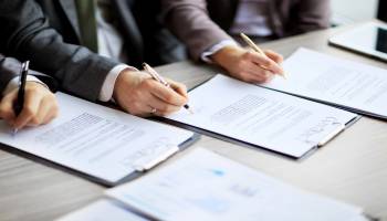 Curso Superior en Gestión de Contratos en el Sector Público. Nivel Profesional (Actualizado a Ley 9/2017, de 8 de noviembre, de Contratos del Sector Público) Curso Superior en Gestión de Contratos en el Sector Público. Nivel Profesional (Actualizado a Ley 9/2017, de 8 de noviembre, de Contratos del Sector Público)
