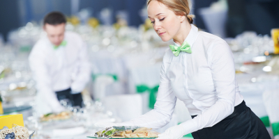 Curso Universitario de Servicio y Atencion al Cliente en Restaurante (Curso Homologado con Titulacion Universitaria + 1 ECTS) Curso Universitario de Servicio y Atencion al Cliente en Restaurante (Curso Homologado con Titulacion Universitaria + 1 ECTS)