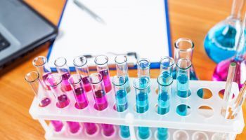 Especialista en Tecnicas Analiticas de Contaminantes Quimicos. Aplicaciones Toxicologicas, Medioambientales y Alimentarias Especialista en Tecnicas Analiticas de Contaminantes Quimicos. Aplicaciones Toxicologicas, Medioambientales y Alimentarias