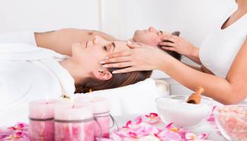 Curso Superior de Tratamientos Faciales Orientales, Masaje, Máscaras y Exfoliantes (Titulación Profesional ESTETICISTA EN TRATAMIENTOS CON MÁSCARAS Y EXFOLIANTES Acreditada) Curso Superior de Tratamientos Faciales Orientales, Masaje, Máscaras y Exfoliantes (Titulación Profesional ESTETICISTA EN TRATAMIENTOS CON MÁSCARAS Y EXFOLIANTES Acreditada)