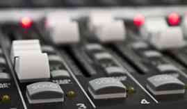 MF1566_2 Montaje y Mantenimiento de Sistemas de Producción Audiovisual en Estudios y Unidades Móviles (A Distancia) MF1566_2 Montaje y Mantenimiento de Sistemas de Producción Audiovisual en Estudios y Unidades Móviles (A Distancia)