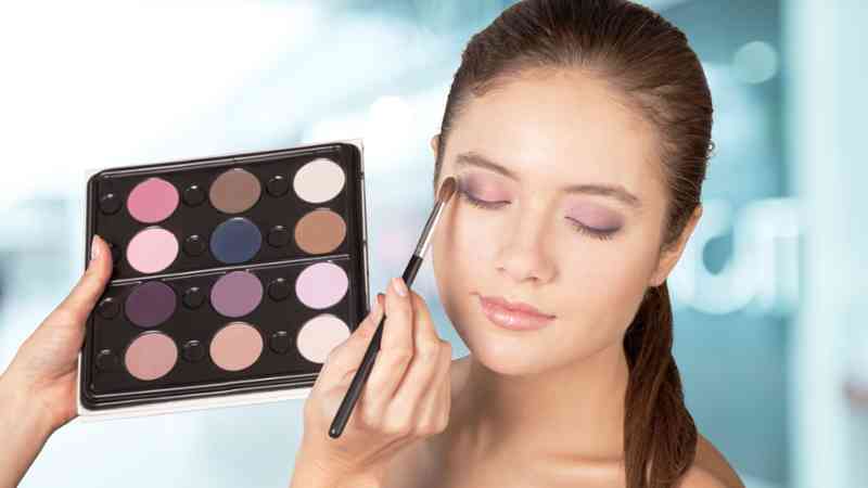 Tecnico en Maquillaje Profesional