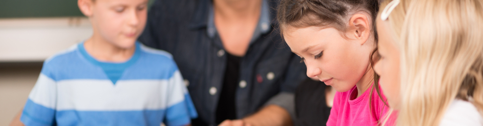 Liderazgo Escolar para el Exito Educativo del Alumnado (Titulacion Universitaria con 4 Creditos ECTS)