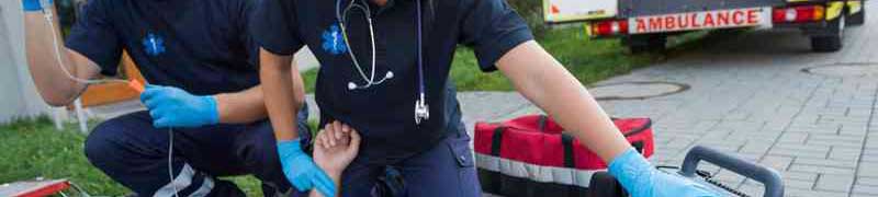 Experto en Primeros Auxilios para Socorristas Acuaticos (Doble Titulacion - Homologada y Baremable en Oposiciones de la Administracion Publica + 4 Creditos ECTS)