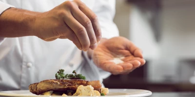 CURSO DECORACIÓN PLATOS Y ACABADOS: Postgrado de Decoración y Acabado de Platos a la Vista del Cliente