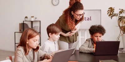 CURSO DE GESTIÓN DE WEB PARA CENTROS EDUCATIVOS: Especialista en Plataformas Web para la Gestión de Centros Educativos