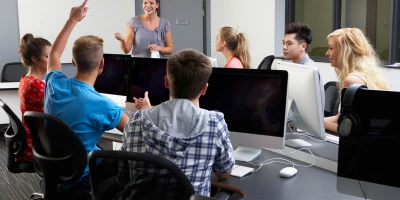 MAESTRÍA EN ORIENTACIÓN E INTERVENCIÓN PSICOPEDAGÓGICA UCNE: Maestría Oficial en Orientación Psicopedagógica