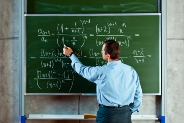 Formazione online per insegnanti di matematica