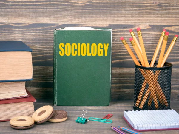 Qual è l'oggetto della sociologia?