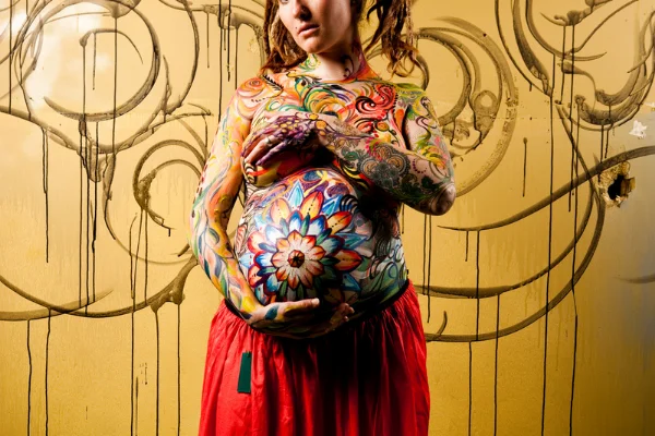 vernice per il corpo incinta