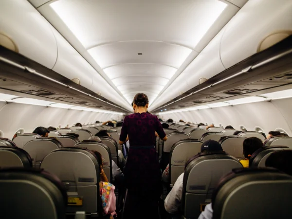 Quanto dura un corso per assistenti di volo?