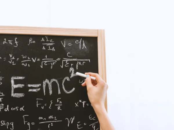 Cos'è la fisica e cosa studia?