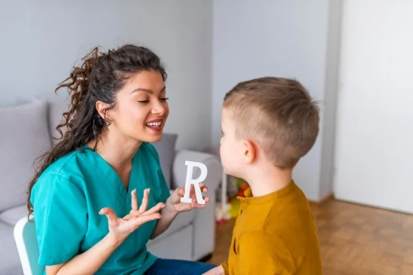 Cos'è la linguistica clinica