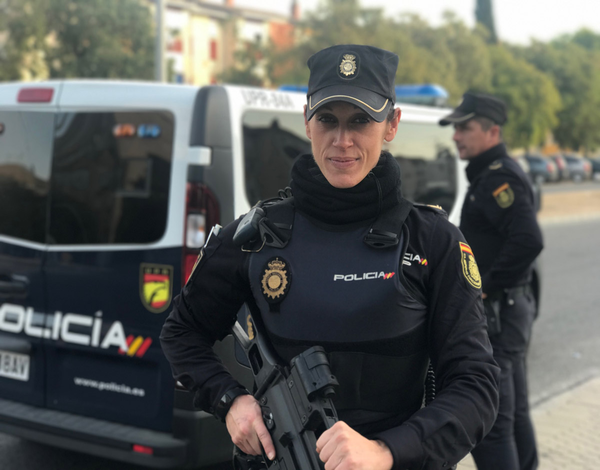 CARRERA DE POLICIA PARA MUJERES | Web Oficial EUROINNOVA