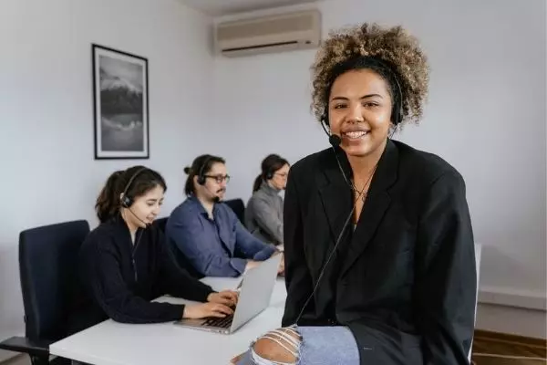 Cosa fa un consulente telefonico?