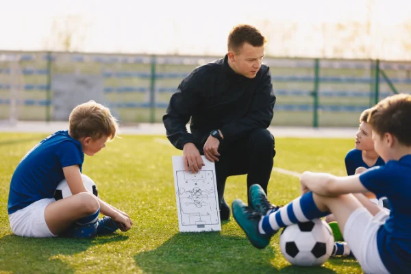 La importancia de leer el juego en el fútbol - Curso de Entrenador