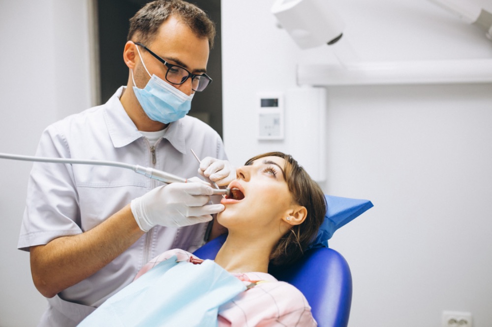Qual è la differenza tra un dentista e un dentista?