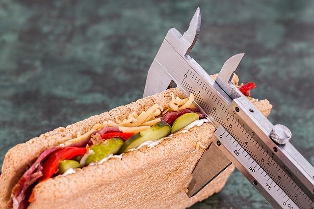 Descubre en qué consisten los estudios de nutrición y dietética y fórmate con Euroinnova