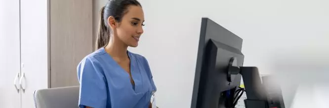 ¿Qué estudiar para ser recepcionista de clínica?